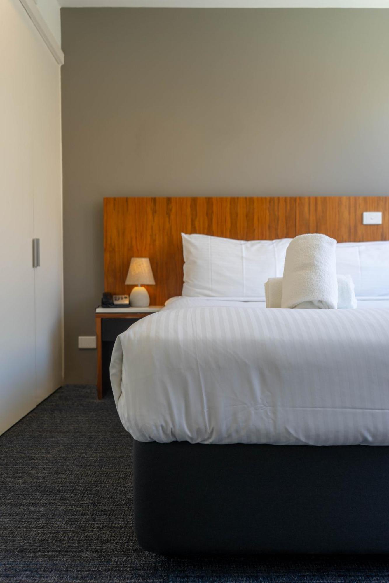 Cosmopolitan Hotel And Apartments Melbourne Exterior foto